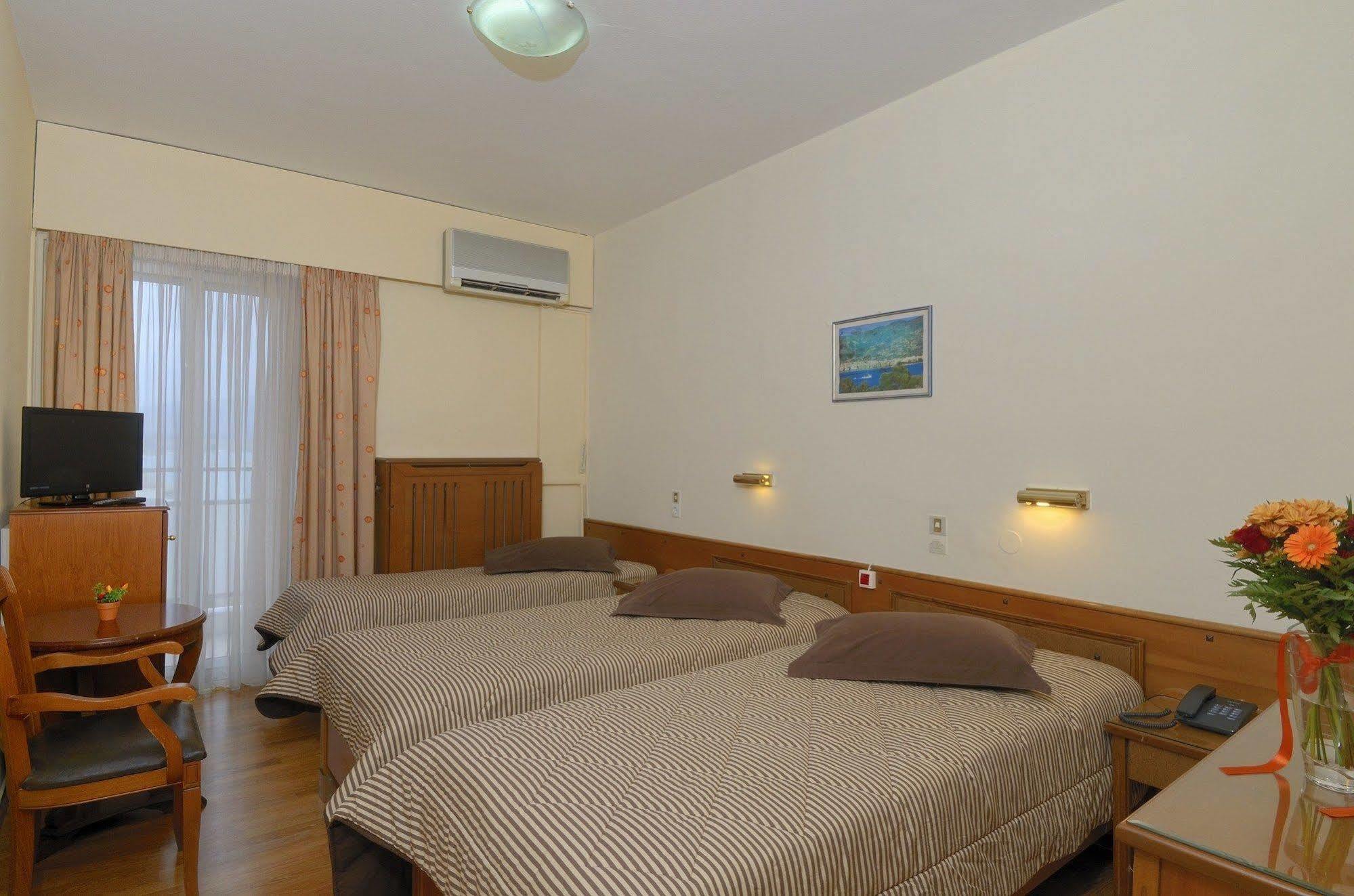 Hotel Nefeli Volos Exterior photo